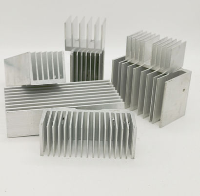 Buigende de Uitdrijvingsprofielen Multifunctionele Heatsink van het Legeringsaluminium