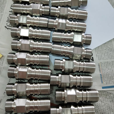 Auto Roestvrije CNC Draaiende Aluminiumdelen, Anticorrosieve Hoge Precisie Gedraaide Delen